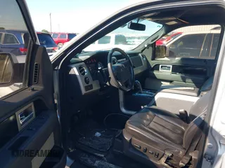 2012 Ford F-150 XL z VIN 1FTFW1CF8CFC93677, wystawiony jako IAAI lot #42219209 z przebiegiem 215 708 mil mil oraz . Historia ofert i sprzedaży dostępna na DreamBid. Obrazek 17.