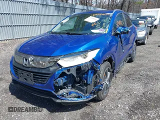 2022 Honda HR-V EX with VIN 3CZRU6H51NM734255, listed as a IAAI auction lot 41948056 with 45,585 mi miles. Bid and sale history available at carsss.com. Image 2.