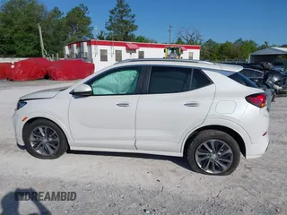 2022 Buick Encore GX Select с VIN KL4MMDSL7NB104429, выставлен на аукционе IAAI как лот 41997126 с пробегом 22 488 миль миль и . История ставок и продаж доступна на DreamBid. Изображение 14.