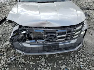 2025 Hyundai Tucson Limited with VIN 5NMJECDE5SH477605, listed as a Copart auction lot 42869465 with 5,569 mi miles and Salvage Title. Bid and sale history available at carsss.com. Image 13.