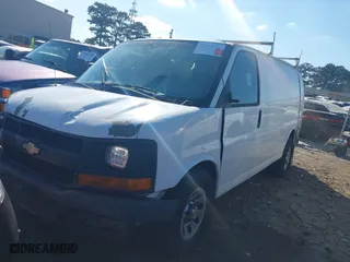 2011 Chevrolet Express Cargo Van with VIN 1GCSGAFXXB1137698, listed as a IAAI auction lot 40660445 with 1 mi miles. Bid and sale history available at carsss.com. Image 17.
