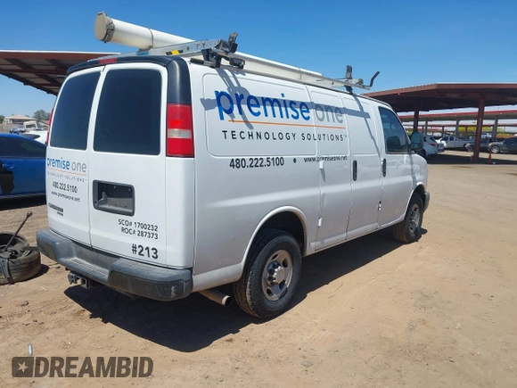 2015 Chevrolet Express Cargo with VIN 1GCWGFCF6F1261368, listed as a IAAI auction lot 42158324 with 196,406 mi miles. Bid and sale history available at carsss.com. Image 4.