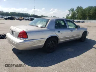 2010 Ford Police Interceptor с VIN 2FABP7BV0AX117253, выставлен на аукционе Copart как лот 61716795 с пробегом 221 436 миль миль и Списание • Salvage title. История ставок и продаж доступна на DreamBid. Изображение 3.