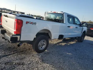 2024 Ford Super Duty F-250 SRW XL with VIN 1FT7W2BA8RED42634, listed as a Copart auction lot 88526935 with 8,667 mi miles and Non Repairable. Bid and sale history available at carsss.com. Image 3.