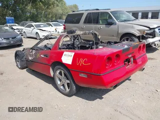 1984 Chevrolet Corvette with VIN 1G1AY0780E5150461, listed as a IAAI auction lot 40312618 with 1 mi miles. Bid and sale history available at carsss.com. Image 3.