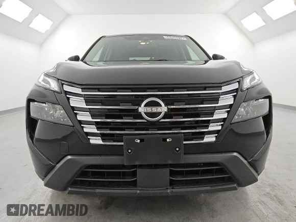 2025 Nissan Rogue SV with VIN 5N1BT3BA4SC805097, listed as a Copart auction lot 54454315 with 5,943 mi miles and Clean Title. Bid and sale history available at DreamBid. Image 5.