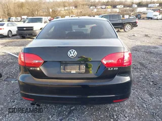 2012 Volkswagen Jetta Sedan SE w/Convenience & Sunroof with VIN 3VWDX7AJ5CM421899, listed as a IAAI auction lot 41293330 with 173,176 mi miles. Bid and sale history available at carsss.com. Image 16.