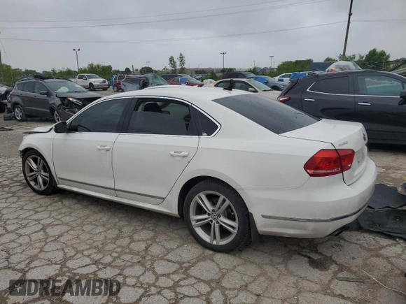 2015 Volkswagen Passat SE with VIN 1VWBS7A32FC078188, listed as a Copart auction lot 57938795 with 150,877 mi miles and Salvage title. Bid and sale history available at DreamBid. Image 2.