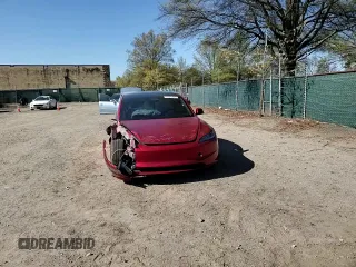 2025 Tesla Model 3 Long Range z VIN 5YJ3E1EA7SF906723, wystawiony jako Copart lot #53521795 z przebiegiem 5 115 mil mil oraz Szkoda całkowita • Salvage title. Historia ofert i sprzedaży dostępna na DreamBid. Obrazek 10.