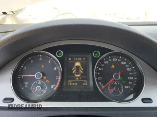 2010 Volkswagen CC Sport with VIN WVWML7AN0AE517475, listed as a Copart auction lot 67077014 with 147,478 mi miles and Salvage Title. Bid and sale history available at carsss.com. Image 9.