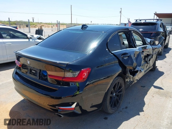 2020 BMW 3 Series 330i с VIN 3MW5R1J0XL8B20976, выставлен на аукционе IAAI как лот 42126378 с пробегом 69 852 миль миль и . История ставок и продаж доступна на DreamBid. Изображение 4.