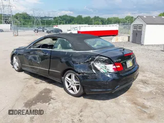 2011 Mercedes-Benz E 550 with VIN WDDKK7CF2BF065434, listed as a IAAI auction lot 42560763 with 85,579 mi miles and . Bid and sale history available at DreamBid. Image 19.
