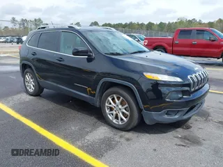 2018 Jeep Cherokee Latitude with VIN 1C4PJLCBXJD611710, listed as a IAAI auction lot 41865025 with 244,852 mi miles. Bid and sale history available at carsss.com. Image 1.