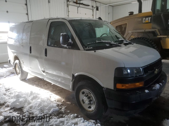 2020 Chevrolet Express Cargo Van with VIN 1GCWGAFGXL1257519, listed as a Copart auction lot 88048085 with 101,823 mi miles and Clean Title. Bid and sale history available at carsss.com. Image 4.