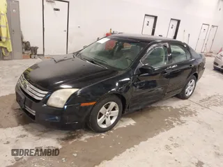 2007 Ford Fusion SE with VIN 3FAHP07147R177289, listed as a IAAI auction lot 41953287 with 218,656 mi miles. Bid and sale history available at carsss.com. Image 2.