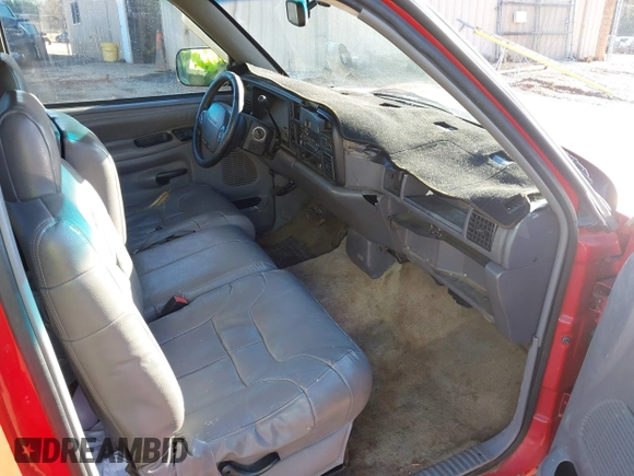 1997 Dodge 1500 with VIN 1B7HC13Y6VJ587520, listed as a IAAI auction lot 41348224 with 246,481 mi miles and . Bid and sale history available at DreamBid. Image 5.