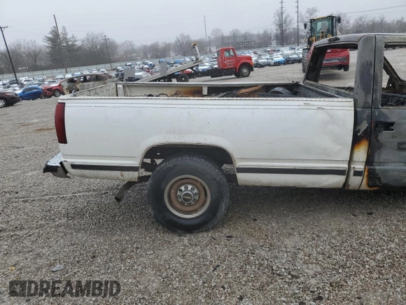 1997 GMC Sierra 1500 with VIN 1GTGC24R3VZ522487, listed as a Copart auction lot 44922165 with Not Provided miles and Non Repairable. Bid and sale history available at DreamBid. Image 10.