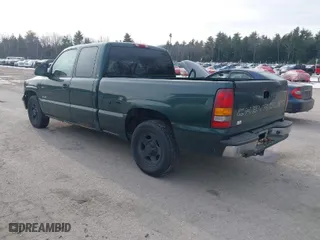 2002 Chevrolet Silverado 1500 LS with VIN 2GCEC19W421188121, listed as a IAAI auction lot 41375919 with 146,052 mi miles. Bid and sale history available at carsss.com. Image 3.
