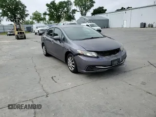 2015 Honda Civic LX z VIN 19XFB2F52FE275176, wystawiony jako Copart lot #53831585 z przebiegiem 142 435 mil mil oraz Szkoda całkowita • Salvage title. Historia ofert i sprzedaży dostępna na DreamBid. Obrazek 14.