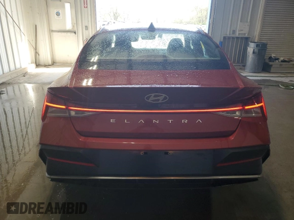 2025 Hyundai Elantra SEL Convenience with VIN KMHLS4DG2SU892992, listed as a Copart auction lot 55060085 with 11,393 mi miles and Clean Title. Bid and sale history available at DreamBid. Image 6.