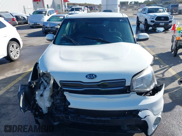 2018 Kia Soul + with VIN KNDJP3A50J7603244, listed as a IAAI auction lot 41670375 with 121,528 mi miles. Bid and sale history available at carsss.com. Image 12.