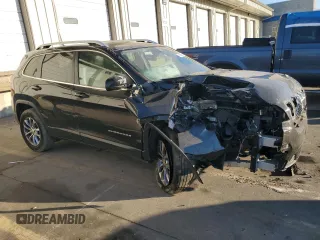 2019 Jeep Cherokee Latitude Plus with VIN 1C4PJMLN7KD161595, listed as a Copart auction lot 77250964 with 133,974 mi miles and Non repairable. Bid and sale history available at DreamBid. Image 4.