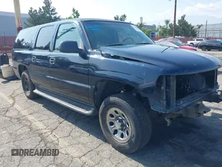 2004 Chevrolet Suburban LS z VIN 1GNEC16T54J149550, wystawiony jako IAAI lot #42148581 z przebiegiem Nie podano mil oraz . Historia ofert i sprzedaży dostępna na DreamBid. Obrazek 1.