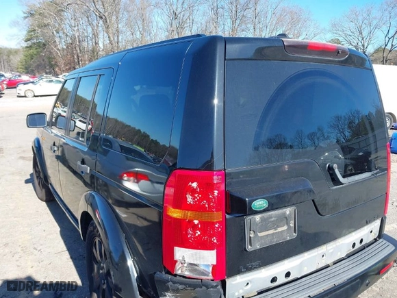 2006 Land Rover LR3 SE with VIN SALAE254X6A387617, listed as a IAAI auction lot 41244901 with 181,085 mi miles. Bid and sale history available at carsss.com. Image 3.