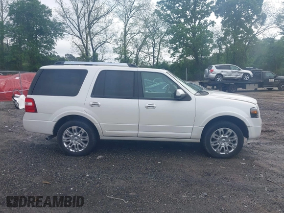 2013 Ford Expedition Limited z VIN 1FMJU1K59DEF69070, wystawiony jako IAAI lot #42128890 z przebiegiem 95 351 mil mil oraz . Historia ofert i sprzedaży dostępna na DreamBid. Obrazek 13.