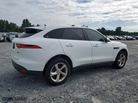 2019 Jaguar F-PACE 25t Premium with VIN SADCJ2FX8KA603483, listed as a Copart auction lot 68168614 with 114,992 mi miles and Clean Title. Bid and sale history available at carsss.com. Image 3.