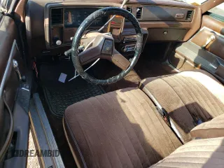 1983 Chevrolet El Camino z VIN 1GCCW80H5DR255003, wystawiony jako Copart lot #63256084 z przebiegiem 23 199 mil mil oraz Szkoda całkowita • Salvage title. Historia ofert i sprzedaży dostępna na DreamBid. Obrazek 8.