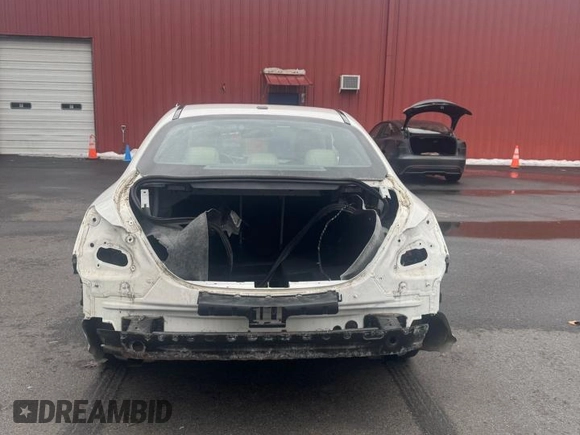 2015 Mercedes-Benz C 300 Luxury с VIN 55SWF4KB0FU063185, выставлен на аукционе Copart как лот 67022065 с пробегом Не указан миль и Чистый • Clean title. История ставок и продаж доступна на DreamBid. Изображение 13.