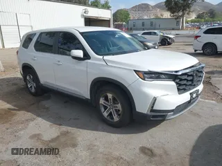 2023 Honda Pilot EX-L z VIN 5FNYG2H47PB015673, wystawiony jako IAAI lot #42192426 z przebiegiem 22 617 mil mil oraz . Historia ofert i sprzedaży dostępna na DreamBid. Obrazek 1.