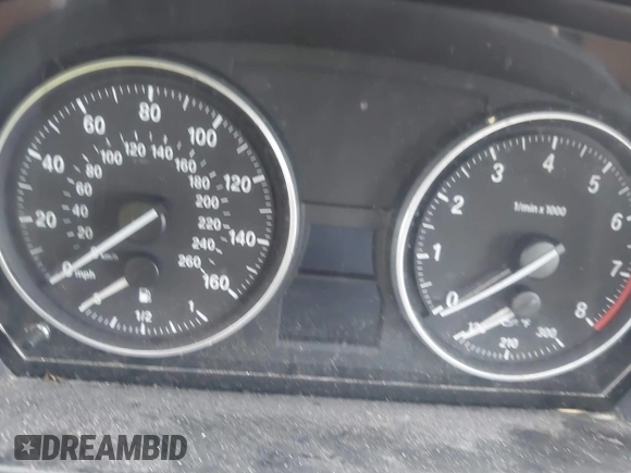 2007 BMW 3 Series 328i с VIN WBAWB33577PV70380, выставлен на аукционе IAAI как лот 40485547 с пробегом Не указан миль и . История ставок и продаж доступна на DreamBid. Изображение 7.