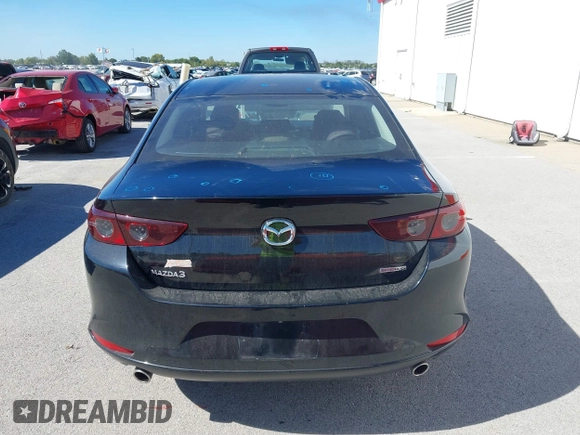 2021 Mazda 3 S z VIN JM1BPAAL4M1333238, wystawiony jako IAAI lot #40532801 z przebiegiem 33 538 mil mil oraz . Historia ofert i sprzedaży dostępna na DreamBid. Obrazek 16.
