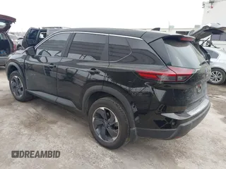 2024 Nissan Rogue SV z VIN 5N1BT3BA8RC760241, wystawiony jako IAAI lot #41956311 z przebiegiem 6 302 mil mil oraz . Historia ofert i sprzedaży dostępna na DreamBid. Obrazek 3.