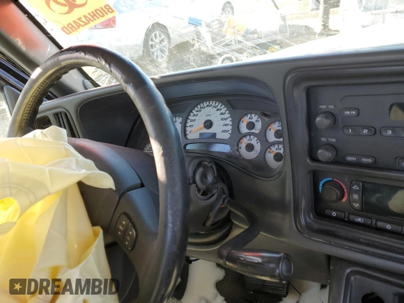 2003 Chevrolet Silverado SS z VIN 2GCEK19N731383335, wystawiony jako Copart lot #46170375 z przebiegiem Nie podano mil oraz Szkoda całkowita • Salvage title. Historia ofert i sprzedaży dostępna na DreamBid. Obrazek 9.