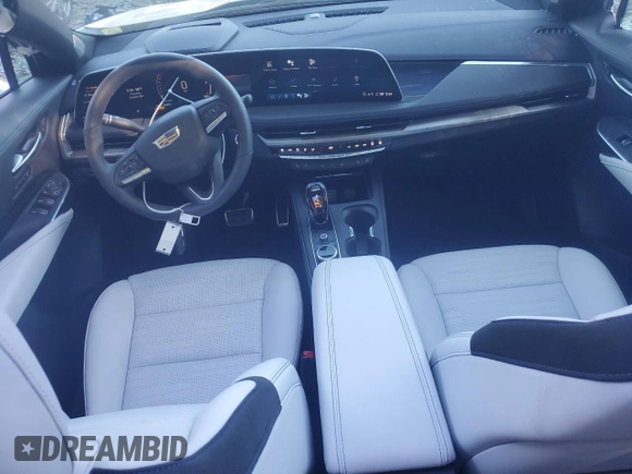 2024 Cadillac XT4 AWD Sport with VIN 1GYFZFR44RF195386, listed as a Copart auction lot 74949924 with 2,693 mi miles and Salvage title. Bid and sale history available at DreamBid. Image 8.