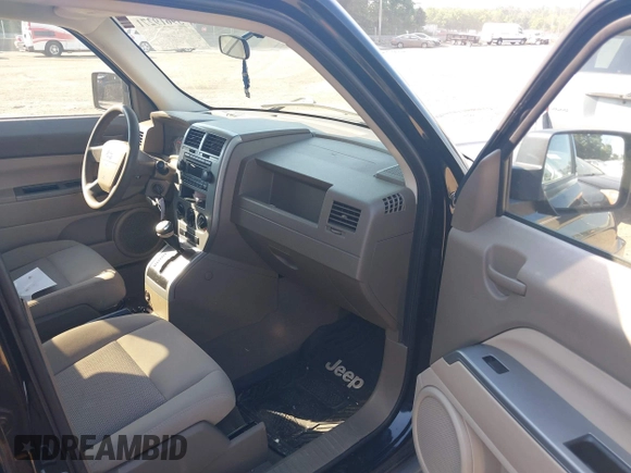 2007 Jeep Patriot Sport with VIN 1J8FT28W77D363302, listed as a IAAI auction lot 41155420 with 120,106 mi miles and . Bid and sale history available at DreamBid. Image 5.