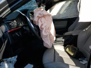 2012 BMW 3 Series 328i с VIN WBA3A5C56CF342095, выставлен на аукционе Copart как лот 52299665 с пробегом Не указан миль и Списание • Salvage title. История ставок и продаж доступна на DreamBid. Изображение 7.