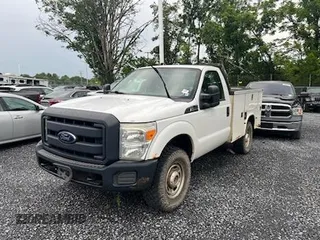 2013 Ford F-250 XL with VIN 1FDBF2B60DEA26915, listed as a IAAI auction lot 42674430 with 111,183 mi miles and . Bid and sale history available at DreamBid. Image 16.