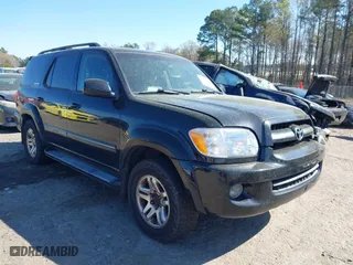 2006 Toyota Sequoia Limited with VIN 5TDBT48AX6S268046, listed as a IAAI auction lot 41880111 with 312,707 mi miles. Bid and sale history available at carsss.com. Image 1.