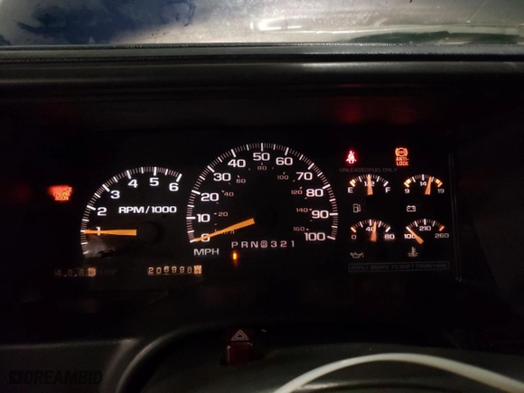 1998 Chevrolet C/K 1500 with VIN 2GCEK19RXW1168328, listed as a Copart auction lot 51498725 with 206,998 mi miles and Salvage Title. Bid and sale history available at carsss.com. Image 9.