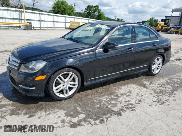 2012 Mercedes-Benz C 300 Sport z VIN WDDGF8BB1CR207366, wystawiony jako Copart lot #56564215 z przebiegiem 95 134 mil mil oraz Szkoda całkowita • Salvage title. Historia ofert i sprzedaży dostępna na DreamBid. Obrazek 1.