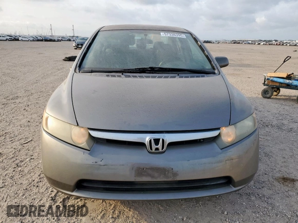 2008 Honda Civic LX z VIN 2HGFA16518H352254, wystawiony jako Copart lot #57336395 z przebiegiem 111 023 mil mil oraz Szkoda całkowita • Salvage title. Historia ofert i sprzedaży dostępna na DreamBid. Obrazek 5.