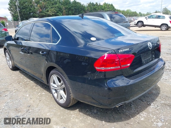 2015 Volkswagen Passat SE z VIN 1VWBV7A3XFC058603, wystawiony jako IAAI lot #42260010 z przebiegiem 94 857 mil mil oraz . Historia ofert i sprzedaży dostępna na DreamBid. Obrazek 3.