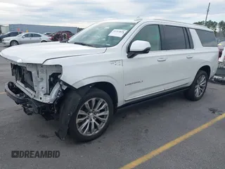 2021 GMC Yukon XL Denali with VIN 1GKS2JKL9MR344139, listed as a IAAI auction lot 41314828 with 79,703 mi miles. Bid and sale history available at carsss.com. Image 2.