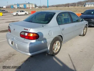 2001 Chevrolet Malibu LS with VIN 1G1NE52J216211458, listed as a IAAI auction lot 41463419 with 177,790 mi miles. Bid and sale history available at carsss.com. Image 4.