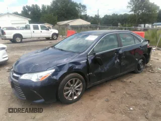 2017 Toyota Camry Hybrid LE with VIN 4T1BD1FK8HU229215, listed as a IAAI auction lot 40089195 with 67,749 mi miles. Bid and sale history available at carsss.com. Image 2.