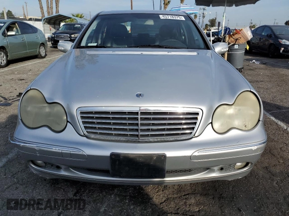 2003 Mercedes-Benz C 240 с VIN WDBRF61J43F336332, выставлен на аукционе Copart как лот 45718375 с пробегом 158 722 миль миль и Списание • Salvage title. История ставок и продаж доступна на DreamBid. Изображение 5.